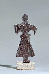 062. Female Votary - Minoan