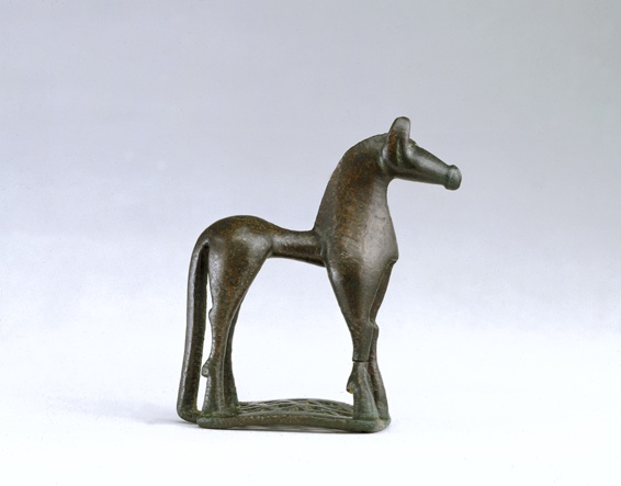 077. Horse on Openwork Base - Geometric