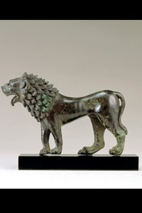156. Ambling Lion - Classical