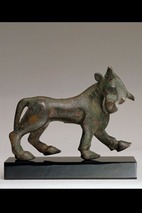 120. "Dancing" Bull - Archaic