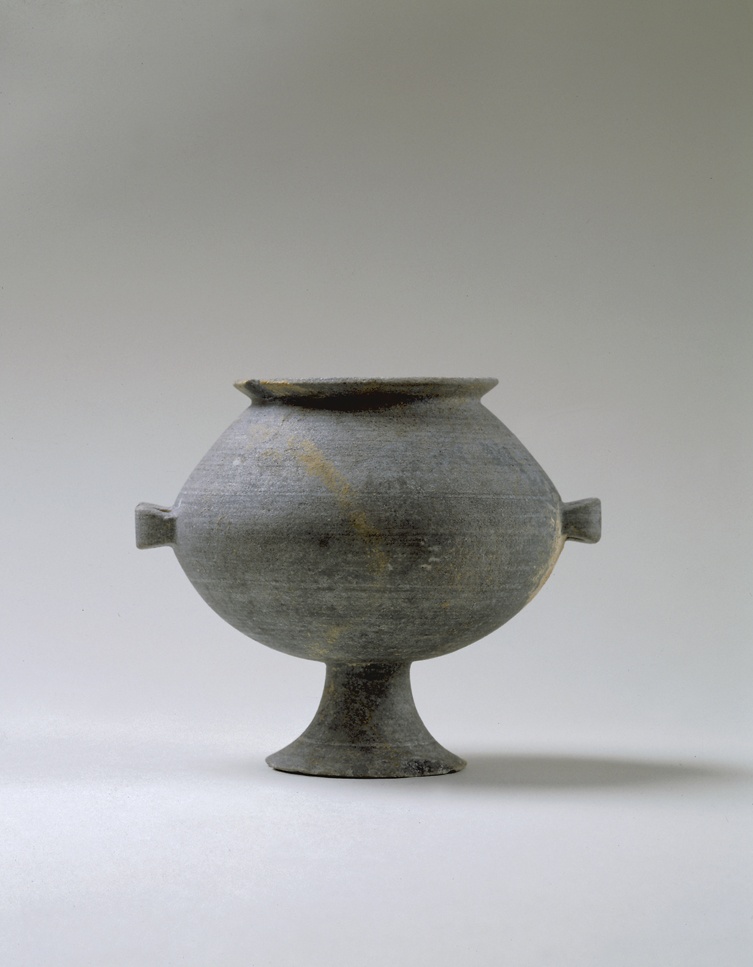 049. Vase - Cycladic