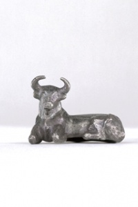 059. Reclining Bull - Minoan